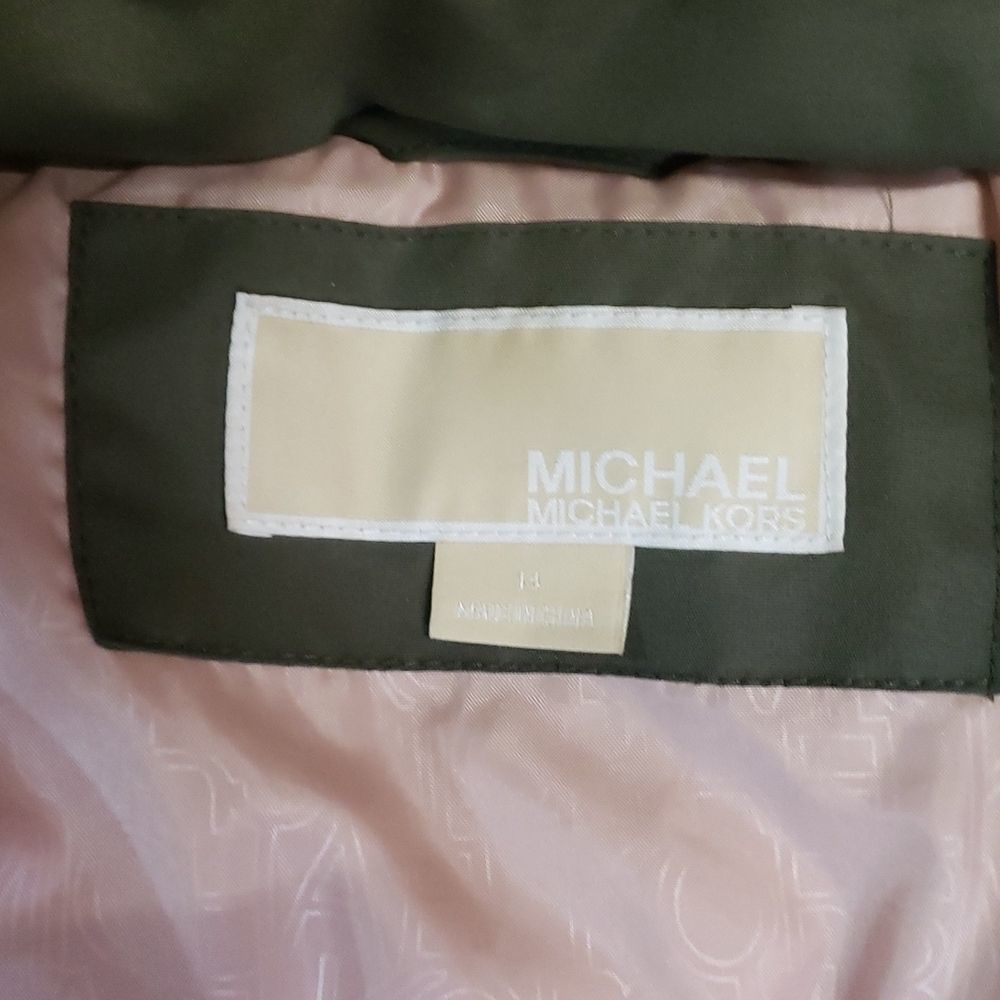 Michael Kors Children's winter coat - Picture 12 of 14